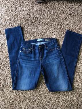 7 For All Mankind Kimmie Straight Leg Jeans Size 27
